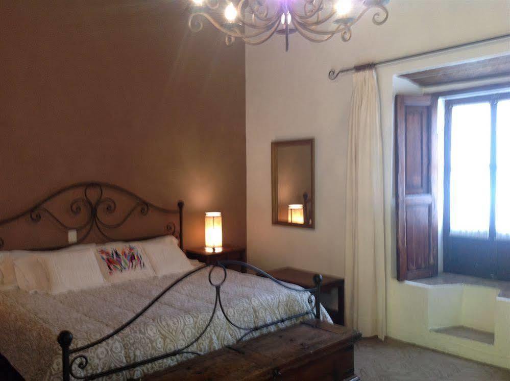 サン・ミゲル・デ・アジェンデ Casa Correo Bed & Breakfast エクステリア 写真